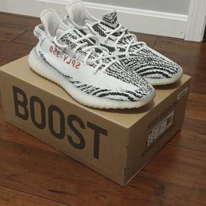 Yeezy 350 Zebra